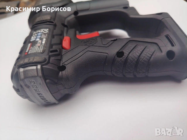 акумулаторен перфоратор Parkside performance 12 волта , снимка 4 - Други инструменти - 52988135