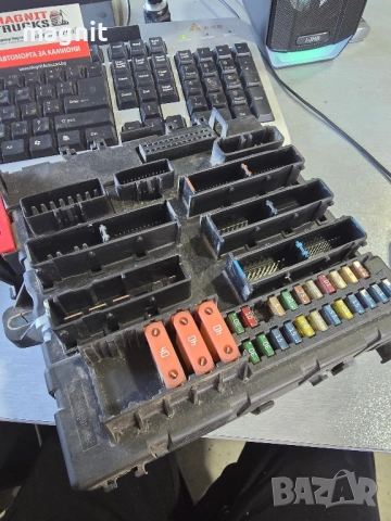 13170895 Бушониера Opel Signum 519044101, снимка 2 - Части - 52520208