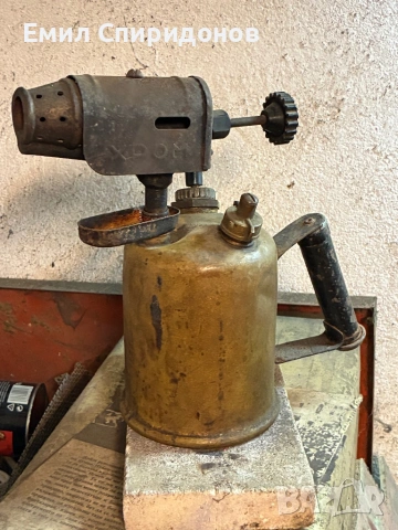 Бензинова лампа. Горелка на бензин