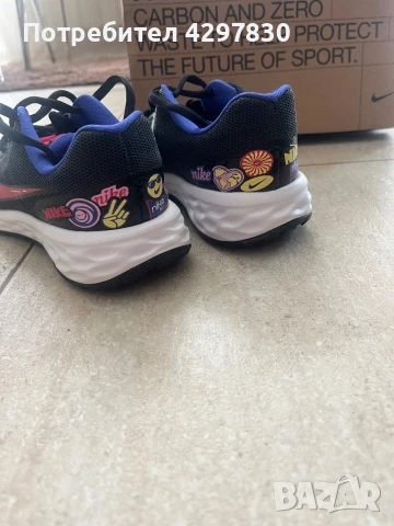 Нови детски маратонки Nike номер 36.5, снимка 3 - Детски маратонки - 50635007