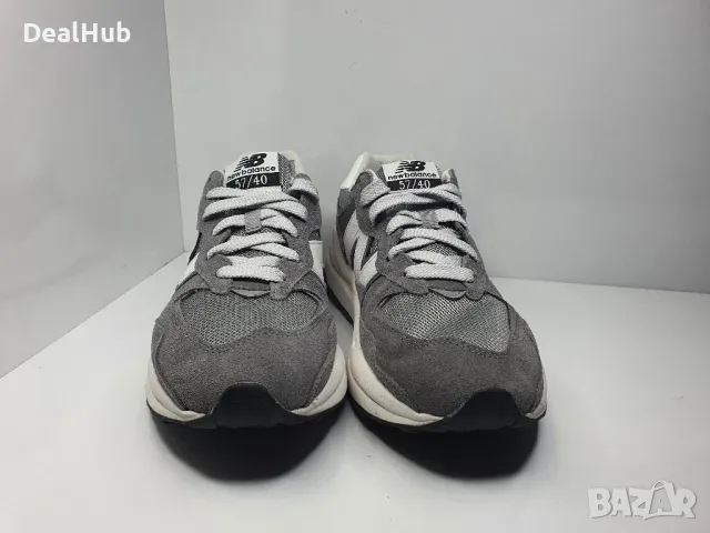 Маратонки New Balance 57/40

Носени един път ,като нови. 

Размер 43 стелка 27.5 см.

Цена 119 лв., снимка 2 - Маратонки - 47646357