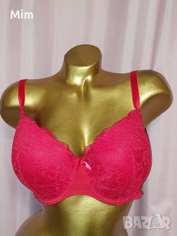 Hunkemoller 85 F Червен дантелен сутиен 