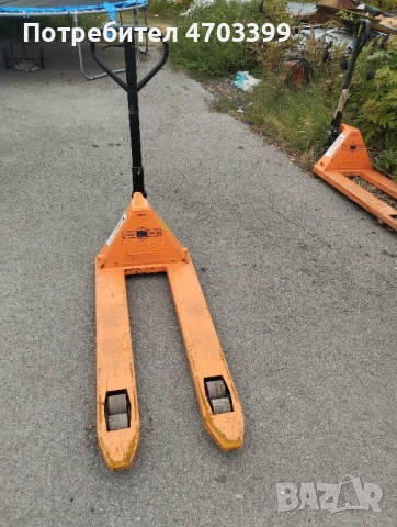 Палетна количка 2500кг