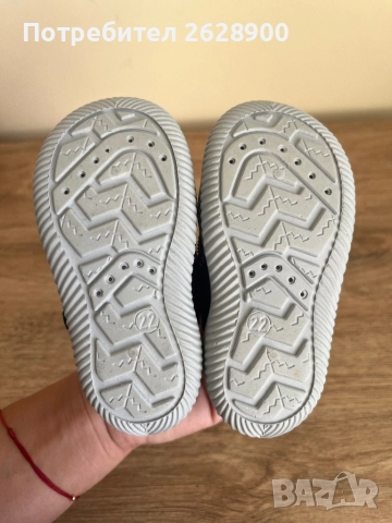 Детски пантофи 22 номер, снимка 2 - Детски пантофи - 51502320