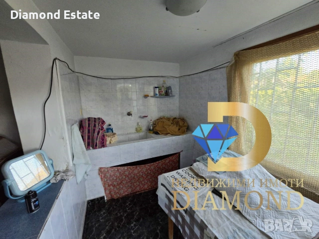 Триетажна къща в Димитровград, кв. Черноконево, снимка 4 - Къщи - 46508336