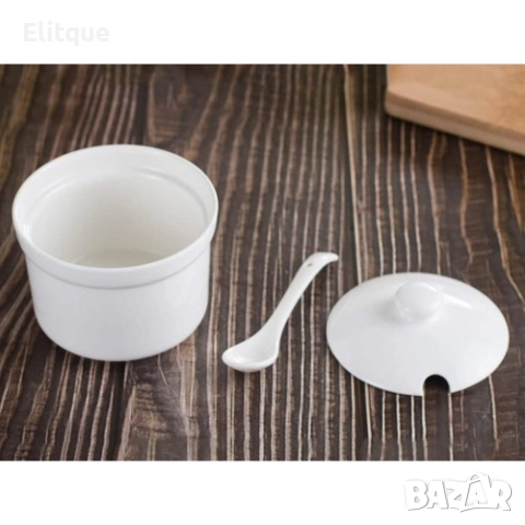 Порцеланова купичка с капак и лъжичка, снимка 3 - Сервизи - 52898105