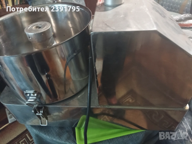 Кутер/резачка за месо и зеленчуци  Royal Catering RCKC-6000 , снимка 2 - Съдове за готвене - 53283868