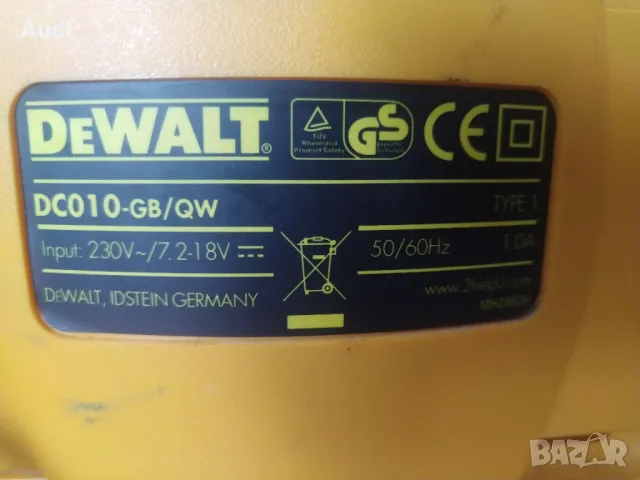 Строително радио DEWALT DC010-GB/QW, снимка 3 - Радиокасетофони, транзистори - 48436721