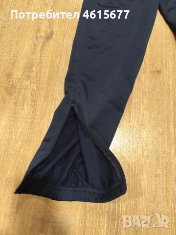 долнище на Nike, снимка 4 - Детски анцузи и суичери - 52101719