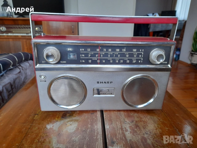 Старо радио,радиоприемник Sharp BY-488