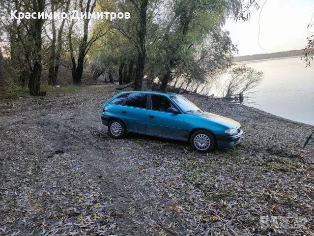 Opel Astra, снимка 2 - Автомобили и джипове - 48165377