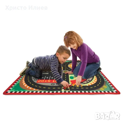 Комплект детски килим и дървени коли писта за състезания Melissa & Doug Детско килимче Състезателна, снимка 5 - Други - 49986418