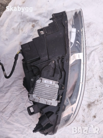 Ляв фар за Volvo V60 2017г., снимка 4 - Части - 51629069