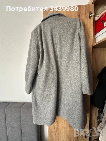 Зимно палто, снимка 2 - Палта, манта - 50604096