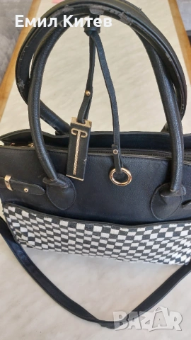 Дамска кожена чанта , снимка 2 - Чанти - 53934790