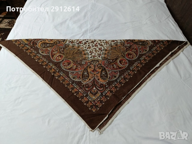 забрадка за глава 141 Размер: 90/83см, снимка 2 - Шалове - 53035418