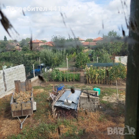 Къща с двор с.Виноградец обл. Пазарджик , снимка 9 - Къщи - 49557601