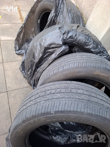 Продавам рънфлат гуми Bridgestone всесезонни Размер 245/50 R19 105 H 