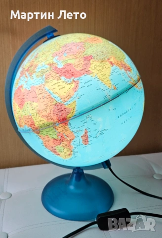 Светещ глобус 25 см. Страхотен!