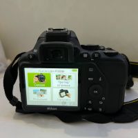 Фотоапарат Nikon D3500 + обектив + чанта, снимка 3 - Фотоапарати - 45571437