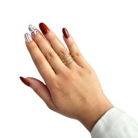 Хубав дамски пръстен от неръждаема стомана съчетава съвременен дизайн с деликатна елегантност, снимка 2 - Пръстени - 45847561