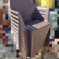 Пластмасови столове кафяви , снимка 3 - Градински мебели, декорация  - 40917163