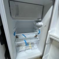 Хладилник, снимка 2 - Хладилници - 45149497