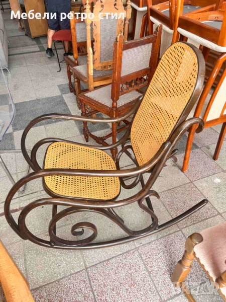 Люлеещ стол, снимка 1