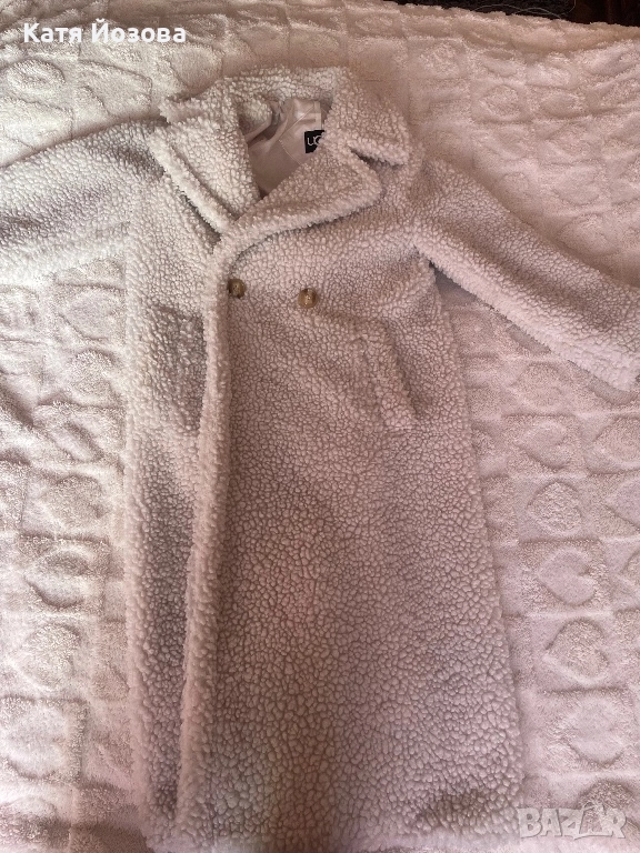 Палто UGG, снимка 1