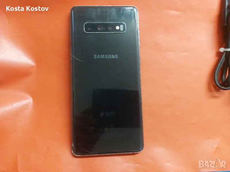 Samsung S10, снимка 1