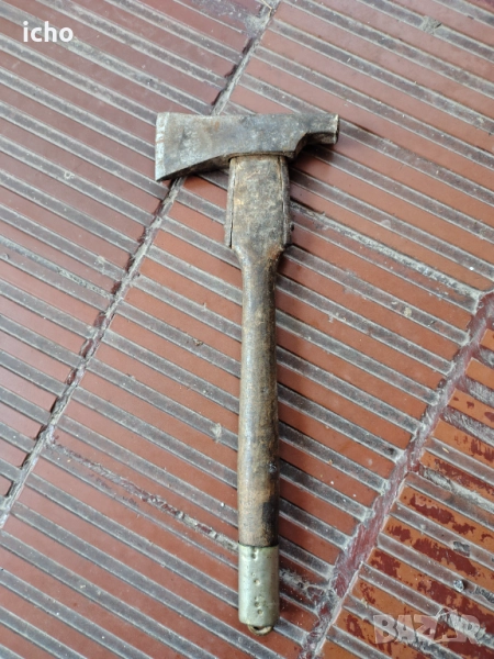 Брадва топор, снимка 1