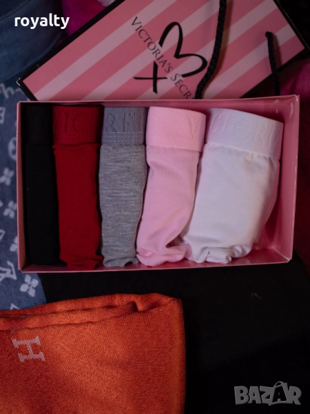 💞 Victoria’s Secret Дамски Комплект Бельо, снимка 1