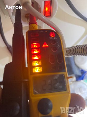 FLUKE T150 тестер за напрежение, снимка 3 - Друга електроника - 46348211