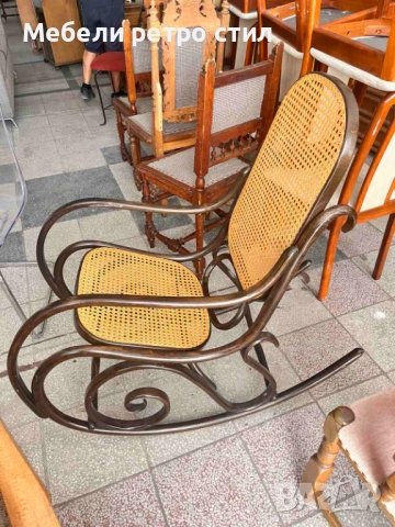 Люлеещ стол