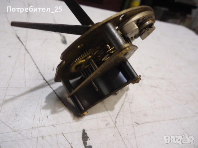 Механизъм за стенен часовник  Маяк, снимка 4 - Други ценни предмети - 53968295