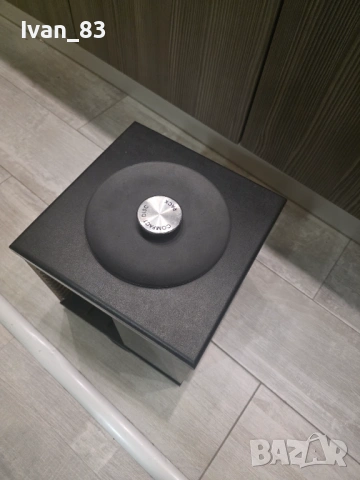 Въртяща поставка за дискове, снимка 2 - CD дискове - 53432779