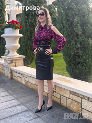 Дамска  черно с розово сатенена риза с  животински принт  голи рамене XS-XL, снимка 6 - Ризи - 49522033