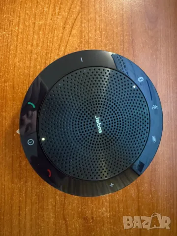 Конферентен високоговорител Jabra Speak 510 безжична работа с Bluetooth / USB, с батерия и поставка