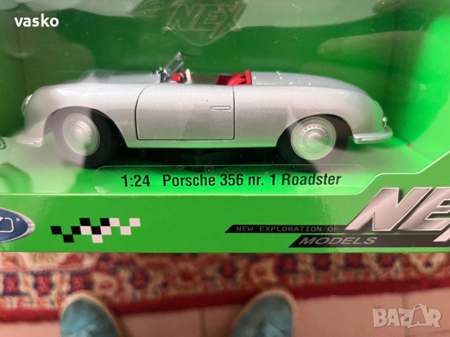 Welly 1:24-нов, снимка 3 - Колекции - 52453605