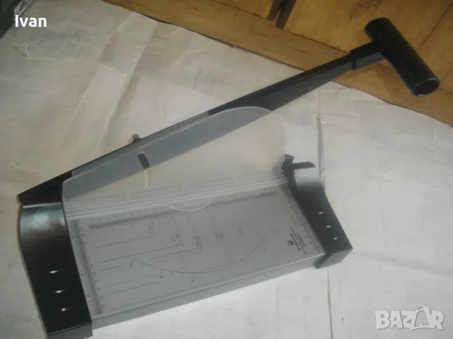 НОВА АЛУМИНИЕВА РЪЧНА ГИЛОТИНА ЗА РЯЗАНЕ НА ХАРТИЯ ФОРМАТ А4 И РАЗЛИЧНИ ВИДОВЕ СИРЕНА КАШКАВАЛ PAVO, снимка 13 - Други инструменти - 49652715