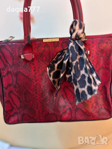 Дамска чанта, снимка 7 - Чанти - 54213631