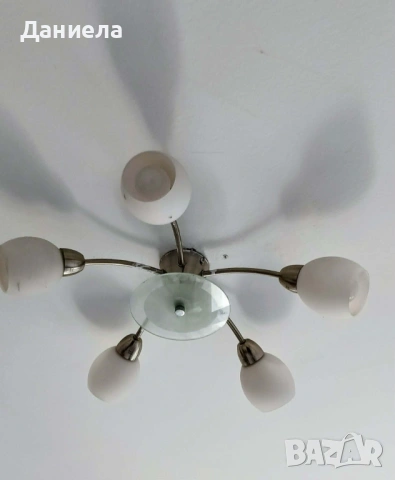 Полилей с пет фасунки и хромирани метални части., снимка 3 - Лампи за таван - 53639381