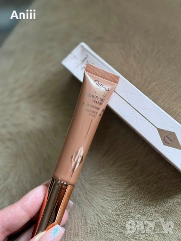 Charlotte Tilbury течен хайлайтер