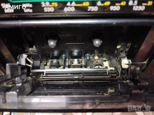 Продавам радио касетофон PHILIPS D 8273, снимка 4 - Радиокасетофони, транзистори - 53702749