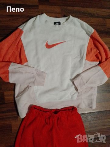 Екип Nike, снимка 2 - Спортни екипи - 46230732