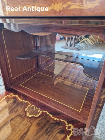 Уникален голям антикварен френски шкаф скрин бар интарзия, снимка 8 - Антикварни и старинни предмети - 51050052