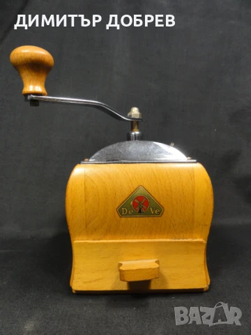 СТАРА РЕТРО ДЪРВЕНА МЕЛНИЦА ЗА КАФЕ РЪЧНА КАФЕМЕЛАЧКА DE VE HOLLAND, снимка 2 - Антикварни и старинни предмети - 51163843