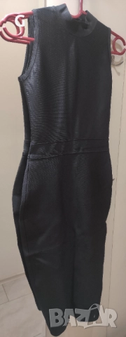 Бандажна черна рокля, снимка 3 - Рокли - 52874098