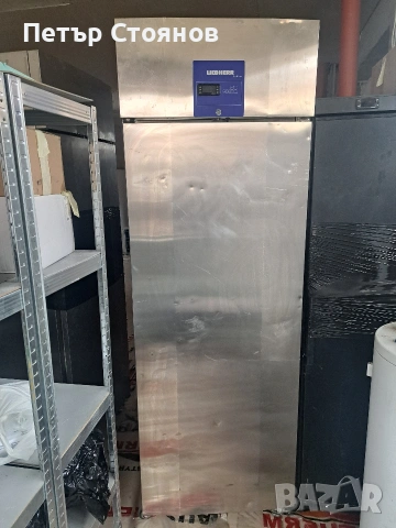 Професионален хладилник, снимка 2 - Друго търговско оборудване - 53429610