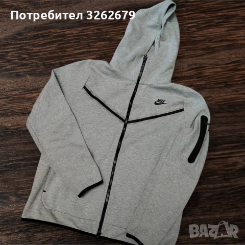 Nike tech fleece оригинален суичър размер м, снимка 2 - Спортни дрехи, екипи - 53451665